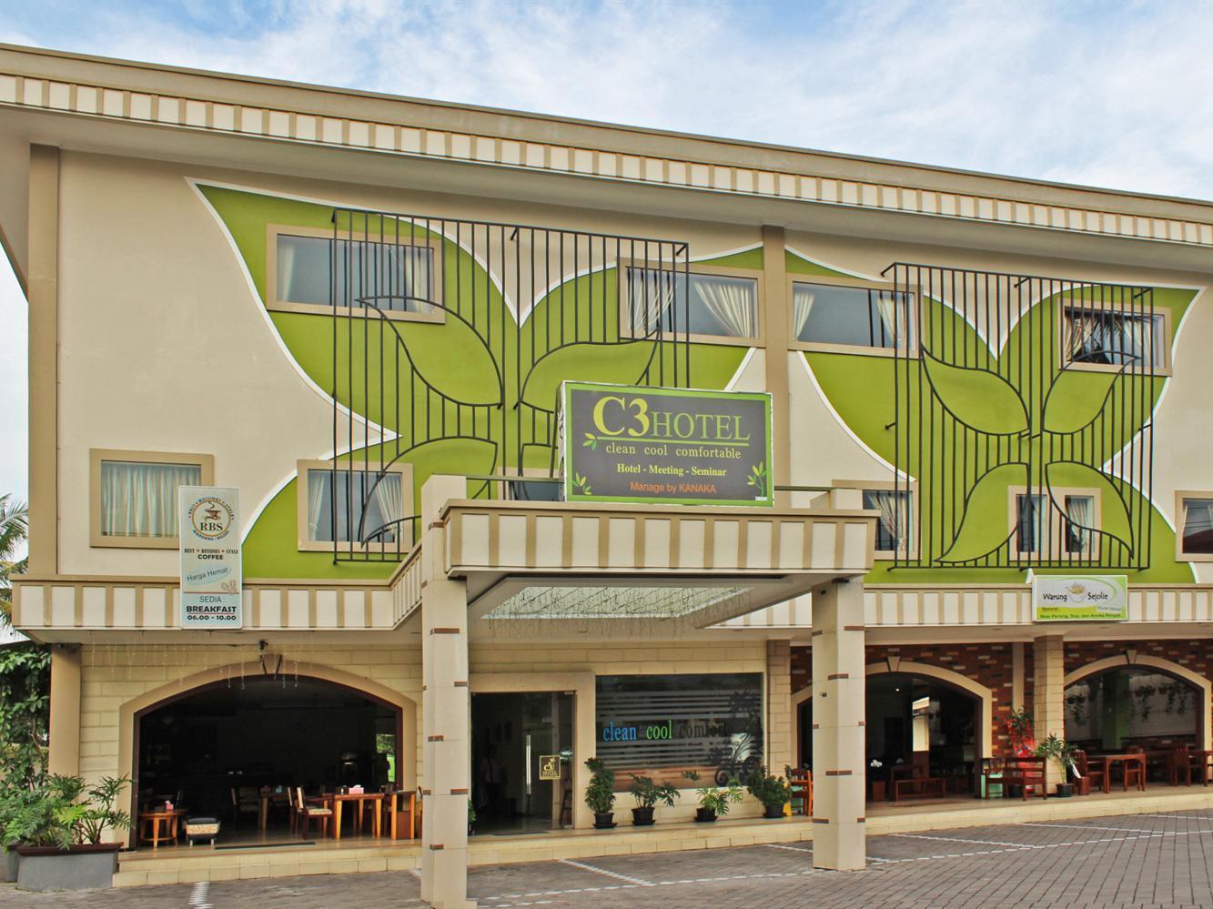 Hotel C3 Semarang Exterior photo